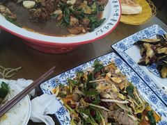 -鲁南仔·滕州炒鸡(经三路店)