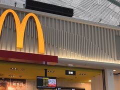 -麦当劳(深圳北站B2检票口楼上)