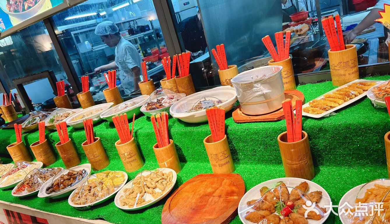 一家在小区门口的宝藏餐厅，