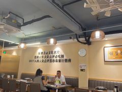 -胡须佬鸡煲四季火锅店(石厦西村直营店)