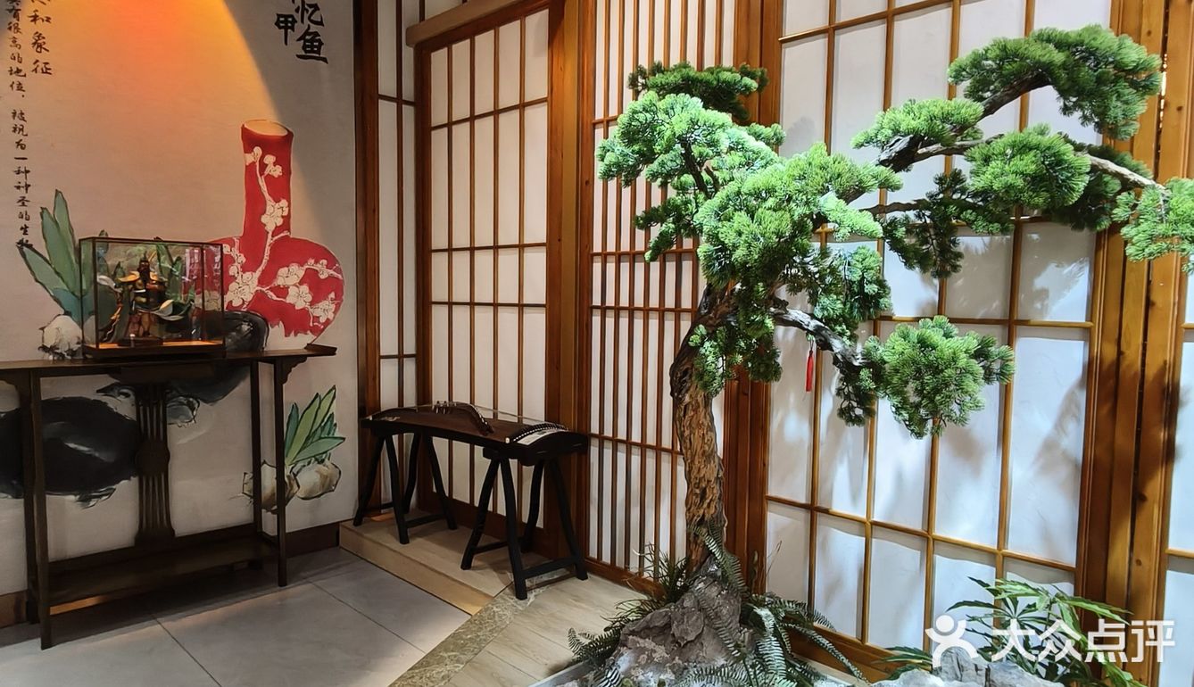 在南昌！洪都大道上！洽角聂！