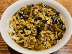 -清真吴记门钉肉饼·喜多利