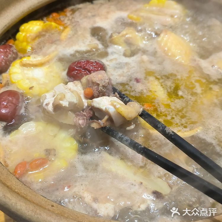 冬日必备热鸡汤～