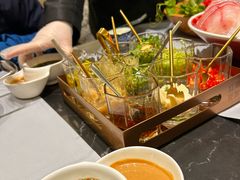 -红鼎豆捞·非遗鲍皇汤火锅(宝丰路店)