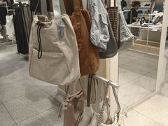-hotwind热风(丽影广场店)