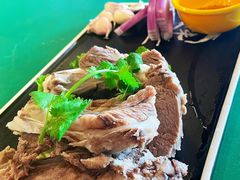 手抓羊肉-海尔巴格新疆餐厅(东来兴店)