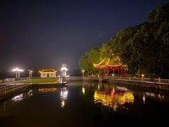 -君来湖滨饭店·玫瑰园