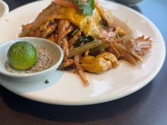 -大头虾越式风味餐厅(光明广场店)