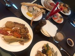 -元素自助餐厅·生蚝·海鲜·刺身(萝岗汇华希尔顿逸林酒店)