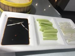 -鸭王烤鸭店(三里河店)
