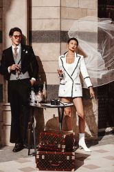 -雪中彩影婚纱摄影·微光艺术中心