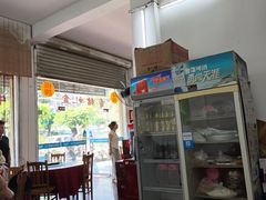 -香猪美食(中心店)