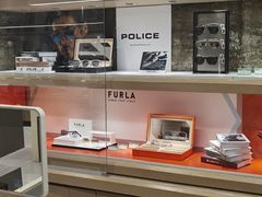 -茂昌眼镜(南京东路店)