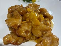 锅包肉-品味居·首店·大连鲜活海鲜大连菜(东港店)
