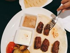 -Efes Turkish & Mediterranean Cuisine 艾菲斯餐厅(陆家嘴店)