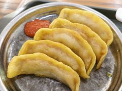 猪肉锅贴-黄家馄饨(铁心桥店)