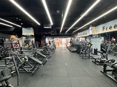 -VLines耀能运动24小时·月付制健身(京广桥店)