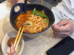 -桂在香知桂林米粉(红博中央公园店)