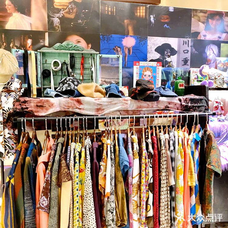 成都古着探店|建设路 过去百货公司👔