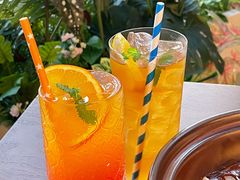 -肆季荟·SEASONS(江苏电视塔店)