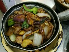 啫啫牛肉煲-兴记菜馆