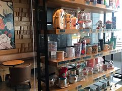 -星巴克(G15苏通大桥服务区西区)