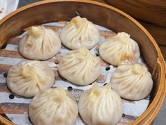 -莱莱小笼·乔艾