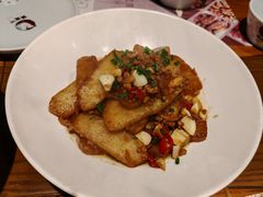 -黄泥岗·地道湖北菜(奥特莱斯店)