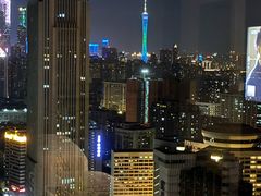 -广州中心皇冠假日酒店