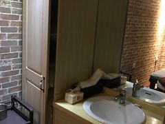 -莱蔻·圣灸堂·推拿艾灸(天山店)