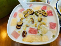 -老何家后安粉·糟粕醋海鲜火锅(三亚湾椰梦长廊店)