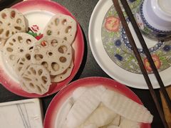 -沸炉重庆老火锅(军事博物馆店)