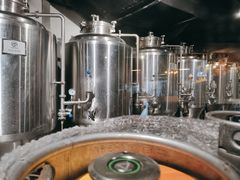 -40+精酿啤酒俱乐部(国投财富广场店)