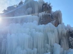 -大平台龙居瀑布旅游区