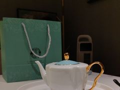 -燕庭·纯燕窝·甜品下午茶(南京西路店)
