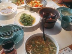 -荷塘秋月·本帮江浙菜(国权路店)