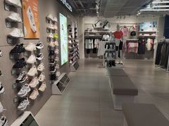 -斯凯奇(西安曲江大悦城店)