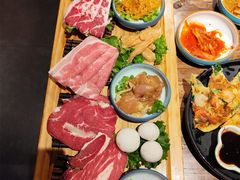 -明洞阿姨·韩式酱蟹烤肉·创意料理(三元桥店)