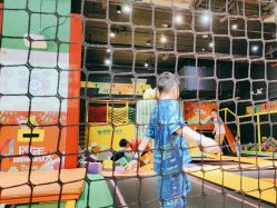 -蹦蹦跳跳(新奥购物中心店)