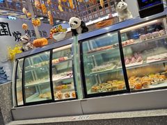 面包甜点陈列柜-嗨吃围炉烤肉火锅自助(昌建广场店)