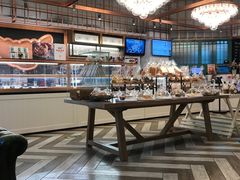 面包甜点陈列柜-牛角村(大族广场店)