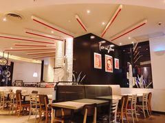 -必胜客(武汉欢乐谷店)
