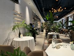 -Osteria Garden 生蚝花园餐厅(原进贤路店)
