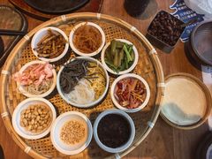 -包整·丝娃娃(甲秀楼景观店)