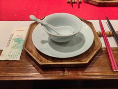 -荷风细雨·中国茶宴(世纪大道店)