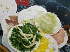 -桥香园云南过桥米线(金马碧鸡店)