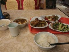 -皇宫大酒店