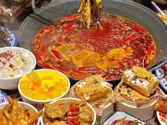 -萍姐火锅·公路夜市(武汉首店)