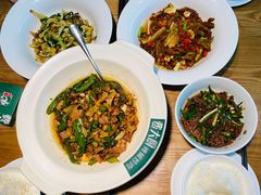 无骨鸭掌-费大厨辣椒炒肉(万家丽一店)