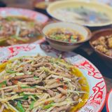 终于吃到正宗Duang Duang的蹄花儿